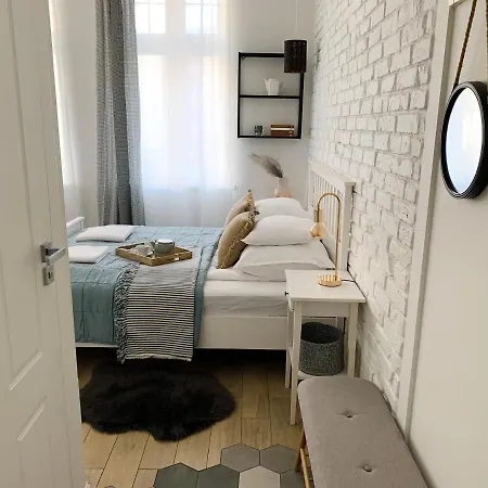 A 200 M Do Plazy Apartment