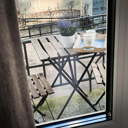 A 200 M Do Plazy Apartment