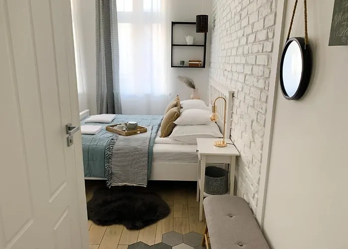 A 200 M Do Plazy アパート